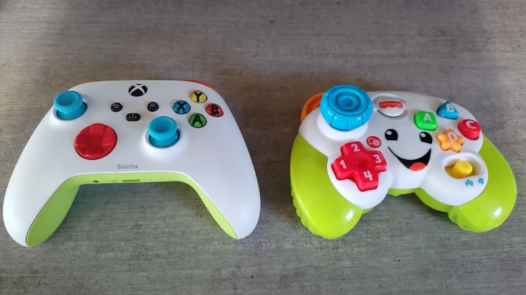 custom-xbox-design-lab-toy-controller-4949140
