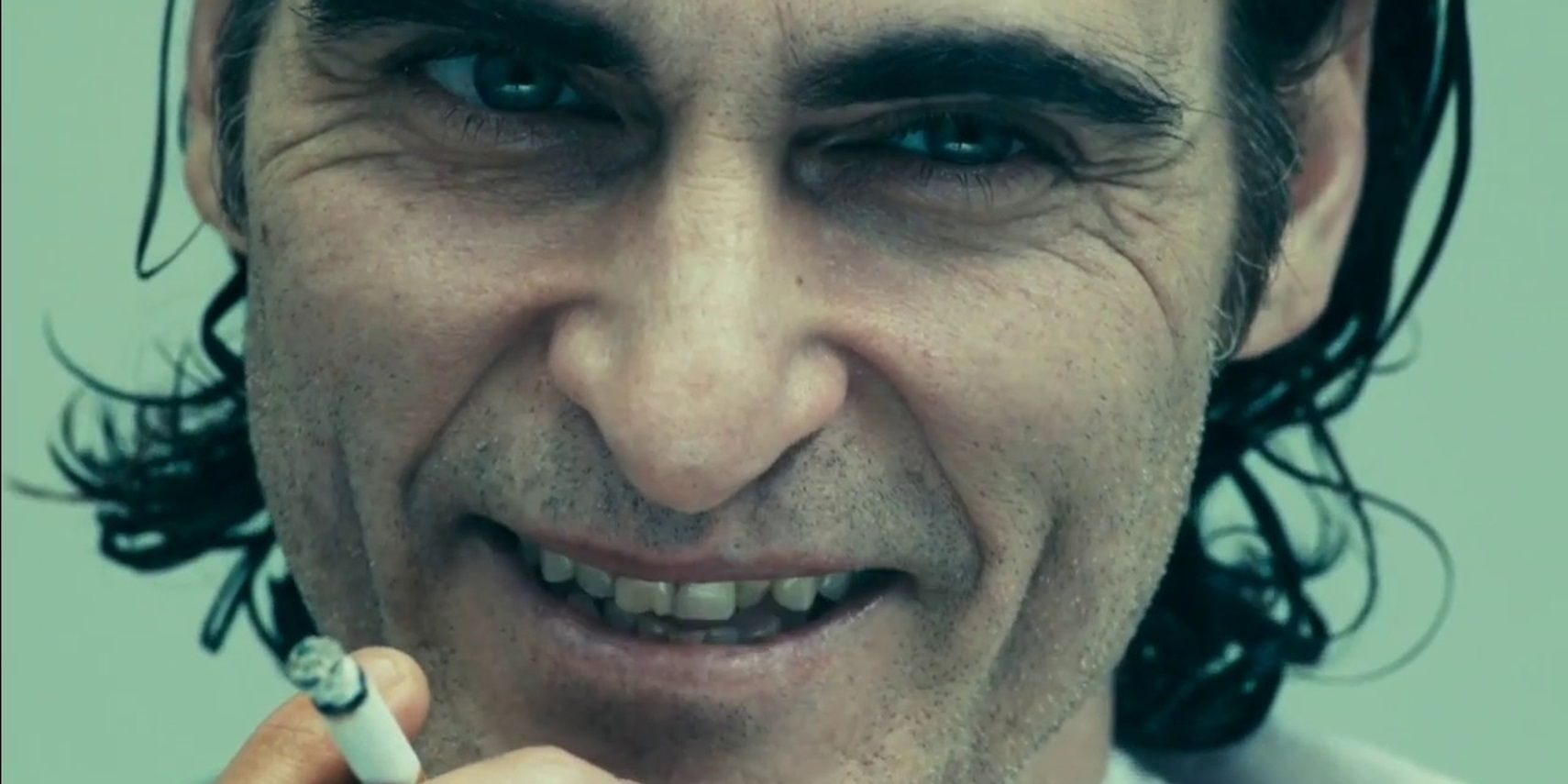 joaquin-phoenix-as-arthur-fleck-at-the-end-of-joker-3858130